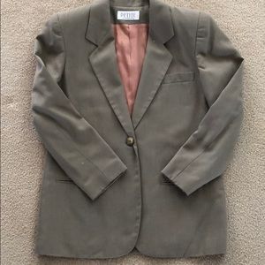 Petite Sophisticated blazer